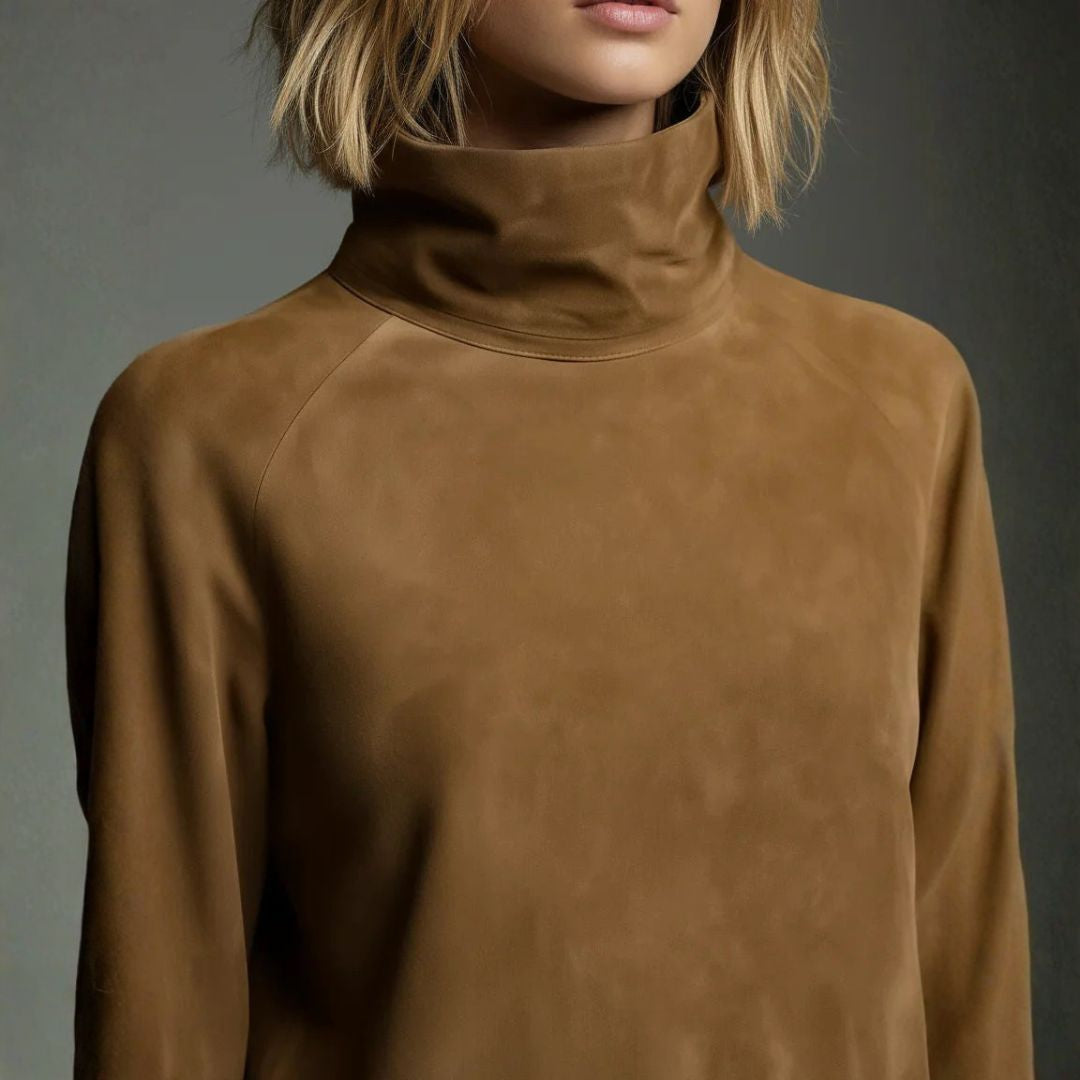 Solan Marseille | Mini-robe ample en suédine avec col montant